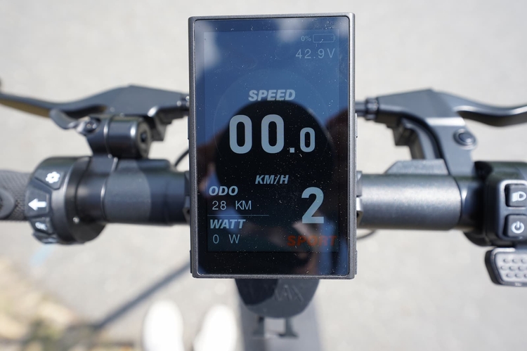 Image showcasing VMAX VX2 Extreme im Test: Einer der besten E-Scooter 2025?